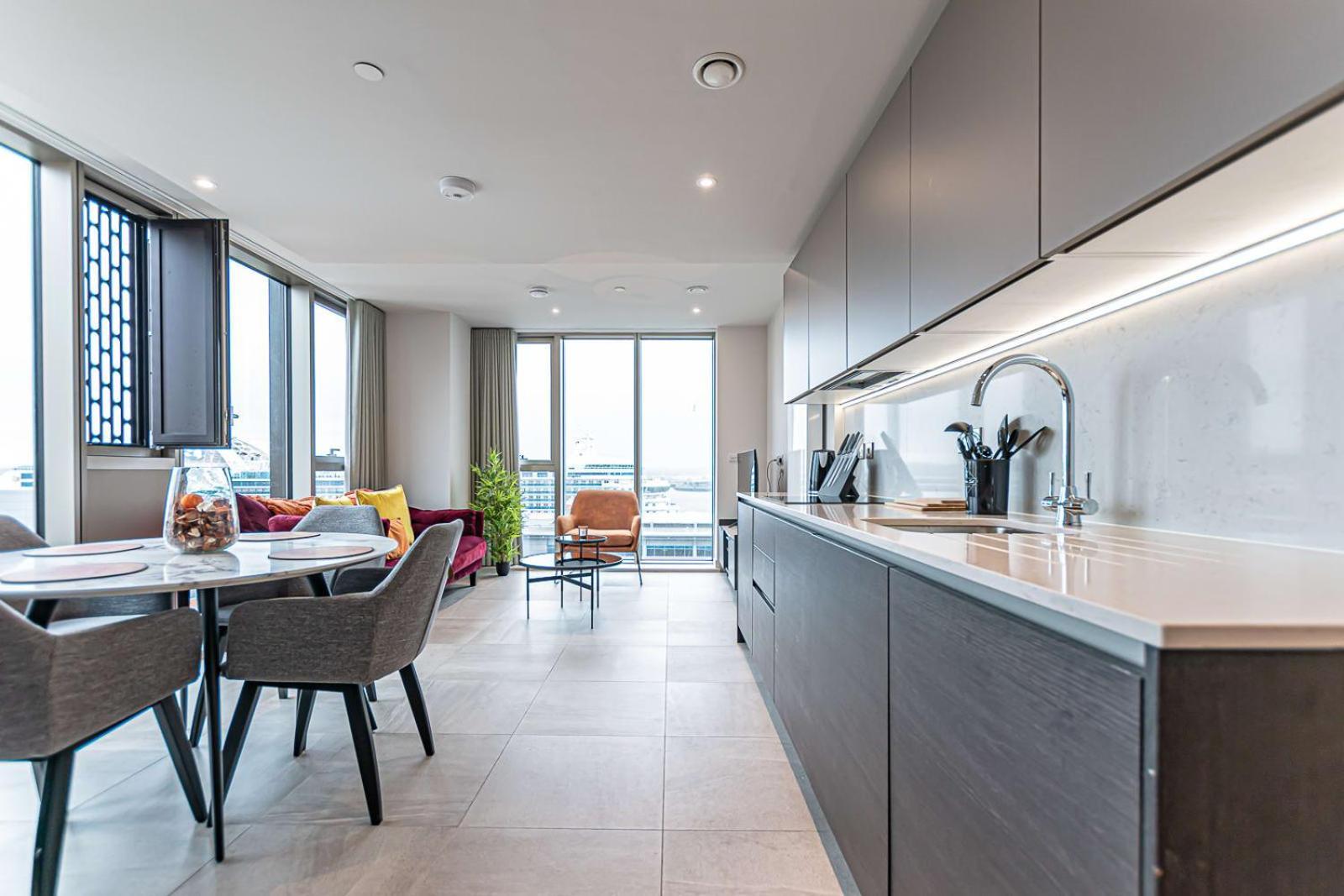 The Lexington - Liverpool City Centre 24 Hour Gym - Your Perfect Stay - City And Waterfront Views Exterior photo